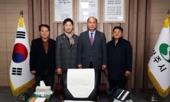 ㈜송림·㈜대성레미콘, 상주시장학회에 장학금 기탁