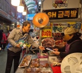 계양경찰서, 계양산 전통시장서 안전한 계양 홍보