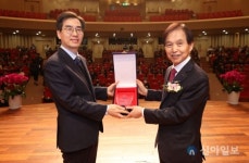 KAIST인 상 수상자에 명현 전기 및 전자공학부 교수 선정