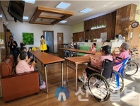 경북 교육청정보센터, 재능기부 동아리 어울렁더울렁 운영