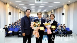 현대자동차(주) 전주공장 원광대학교병원에 감사패 증정