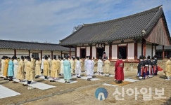 경주향교, 춘계 석전대제 봉행… 유교정신 기려