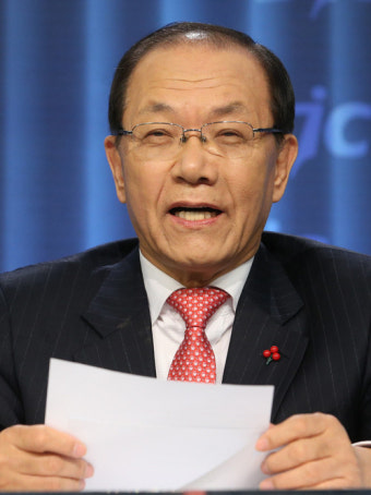 與 새 비대위원장에 황우여… 
