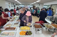 포항 환호해맞이그린빌 1단지아파트 부녀회, 경로잔치 개최