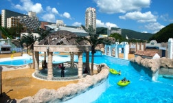 휘닉스 파크, 썸머 풀파티 패키지 운영