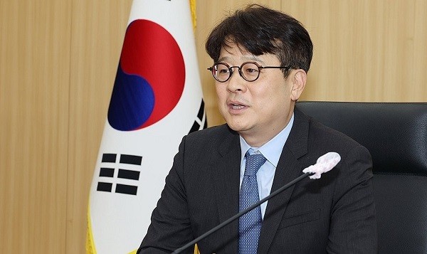 이창수 중앙지검장, 도이치모터스 사건 관련 김 여사 압수수색 영장 청구 안 했다 반박