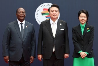 김건희 여사, 아프리카 정상 배우자 오찬… 