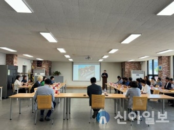 행안부 김민재 차관보, 홍천군 청년마을 ‘와썹타운’ 방문