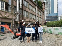 영석산업개발(주), 주민 보행 안전 지켜줄 골재 후원