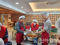 국민연금공단 춘천지사, 춘천동부노인복지관서 리마인드런치버킷챌린지 참여