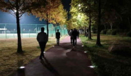 사천시, 우주항공테마공원 태양광 경관 포인트등 설치