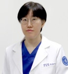 휴일 반납하고 응급환자 살려낸 의사, 가족을 울렸다... 뭐라도 해 봐야죠