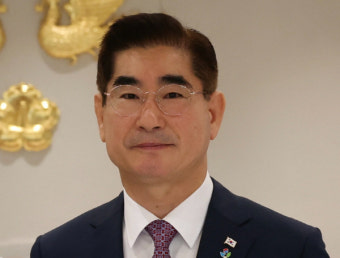 [속보] 검찰, '내란 혐의' 김용현 전 국방 재소환…3차 조사