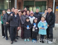 철원 용화마을, 25년만에 3명 초교입학 “경사났네”