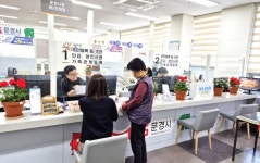 문경 ‘어르신 민원안내 도우미 사업’ 호평