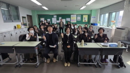 한동연 익산시의원, 함열여고 시니어반 학생들과 소통의 시간 가져