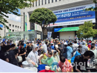 37회 춘천마임축제 개막... 모두의 몸이 어우러진 춘천만의 풍경