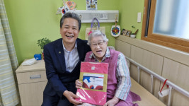 대구보훈요양원, 호국보훈의 달 맞이 보훈공단 이사장 위문품 전수받아