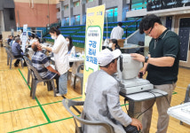 문경시, 찾아가는 의료서비스 ‘농촌 왕진버스’ 본격 운영