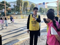김정헌 중구청장, 초교부터 고교까지 등굣길 교통안전 점검