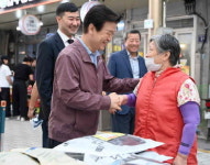진주시, 추석맞이 ‘전통시장 장보기’ 진행