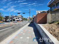 속초시, 청초호 유원지 보행자도로 확장 완료