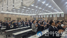 신안산대서 열린 안산시 조찬기도회, ‘지역 화합의 새벽’ 밝히다