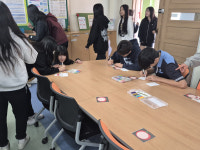 안산 초지중학교 진로상담부, ‘사과데이’ 행사 운영