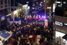 영암군, 삼호 달빛축제 개최… 레트로 감성 2,000여 방문객에 통했다