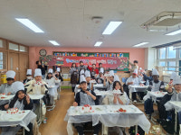 동두천시 자원봉사센터, 보산초 학생과 케이크 만들기 진행