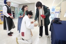김포시, 동서양 아우른 애기봉 ‘만월성원’…특별한 정월대보름