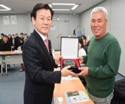 진주시, 지방세 성실납세자 감사패 수여