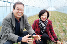 일하고 싶은 어르신들 모여라~ 농촌 마을공동농장