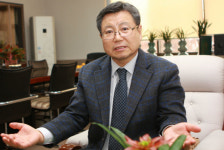 첨단기술로 무장한 프로농민 양성에 힘쓸 터