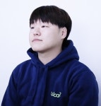 반려견과 산책하며 건강 챙겨요~