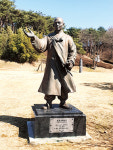 서해와 내륙을 잇는 관문, 해산물의 고장으로~