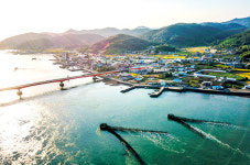 초록과 쪽빛 감성 가득 품은 보물섬