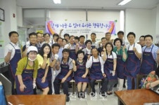 (주)한울푸드서비스-(주)세대에너텍군산 | 법사랑 전주지역연합회, 관내 어르신 삼계탕 무료 급식봉사