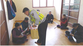 무주경찰, 노인정 찾아 안전홍보활동 펼쳐
