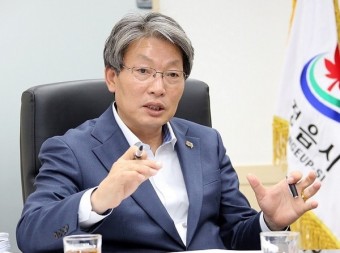 유진섭 정읍시장 '대한민국 빛낸 인물대상' 수상
