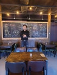 군산 원도심 속 이색카페 영화극장 눈길