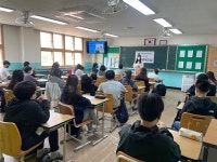 전북은행, 이리영등중학교 찾아가는 금융진로교육 실시