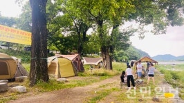 무더운 주말… 도내 피서객으로 북적
