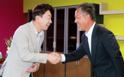 우범기 전주시장과 전은수 자광 대표 첫 만남