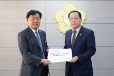 군산시의회 전북도는 군산새만금신항과 주변 관할권 분쟁을 적극 중재하라