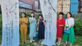 문화와 예술로 관광객과 소통하는 군산 말랭이 마을