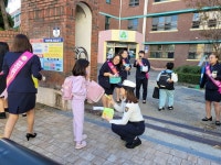 완산경찰서, 전주서문초에서 어린이 교통안전 합동 캠페인