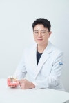 [칼럼] 임플란트 시 치과공포증, 의식하진정요법으로 완화 도움