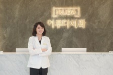 [칼럼] 전악 임플란트, 치과 선택 시 따져봐야 할 것은?