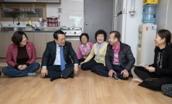 웃음꽃 활짝…활력 넘치는 익산시 경로당